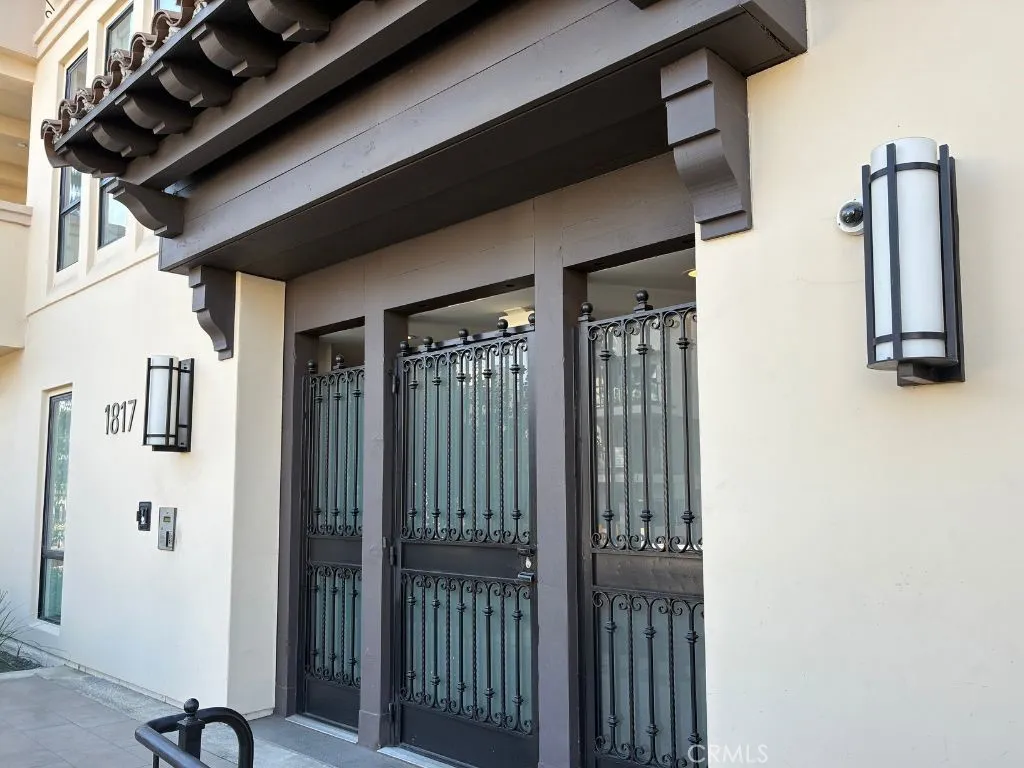 1817 Prosser Avenue 503, Los Angeles, California 90025 home-pic-3